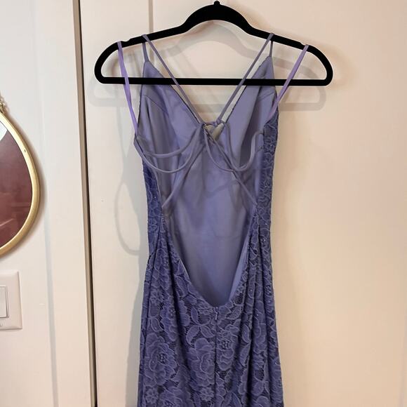 La Femme Lavender Sequin Side Slit Open Back Gown Size 8 - Picture 4 of 12